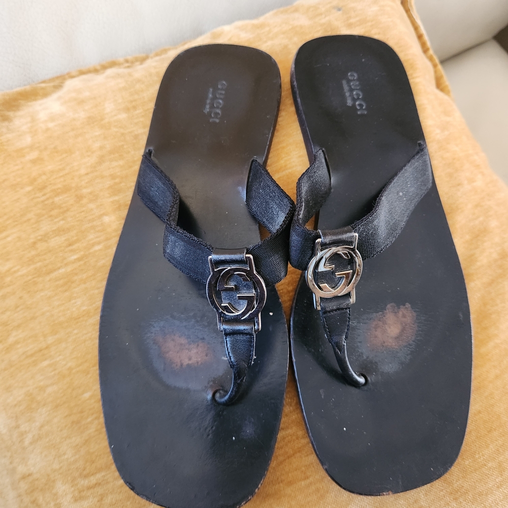 Gucci Black Sandals with Silver Emblem